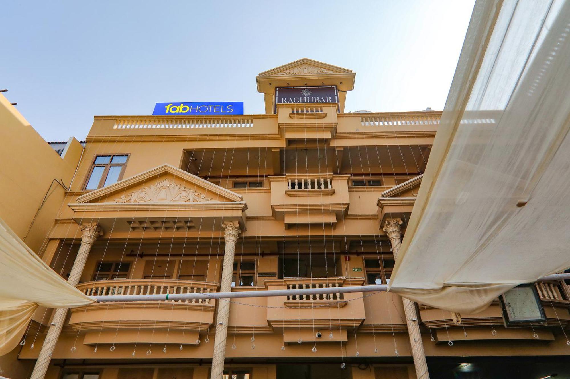 Fabhotel Raghubar Kripa 러크나우 외부 사진