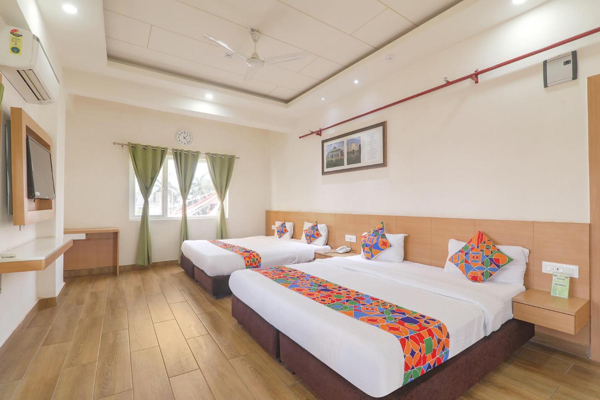 Fabhotel Raghubar Kripa 러크나우 외부 사진